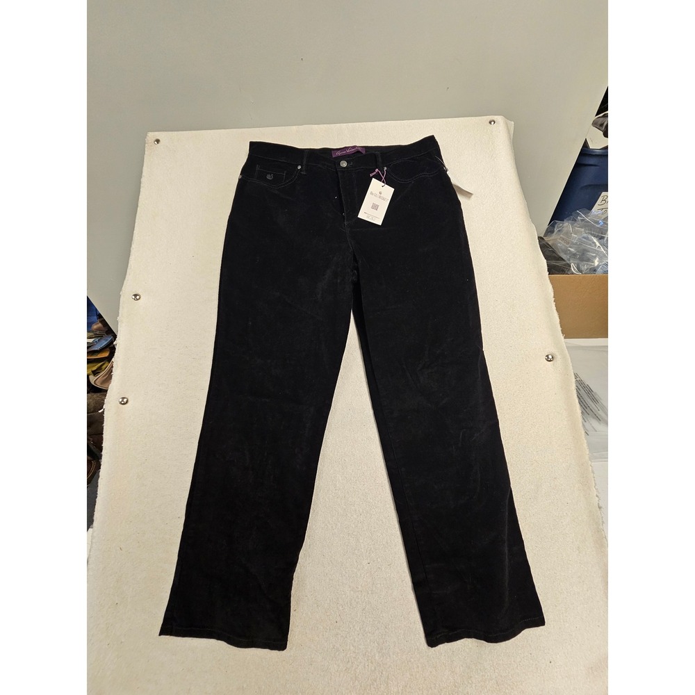Gloria Vanderbilt Amanda Corduroy Pants Black Tapered Leg 16 Short NWT